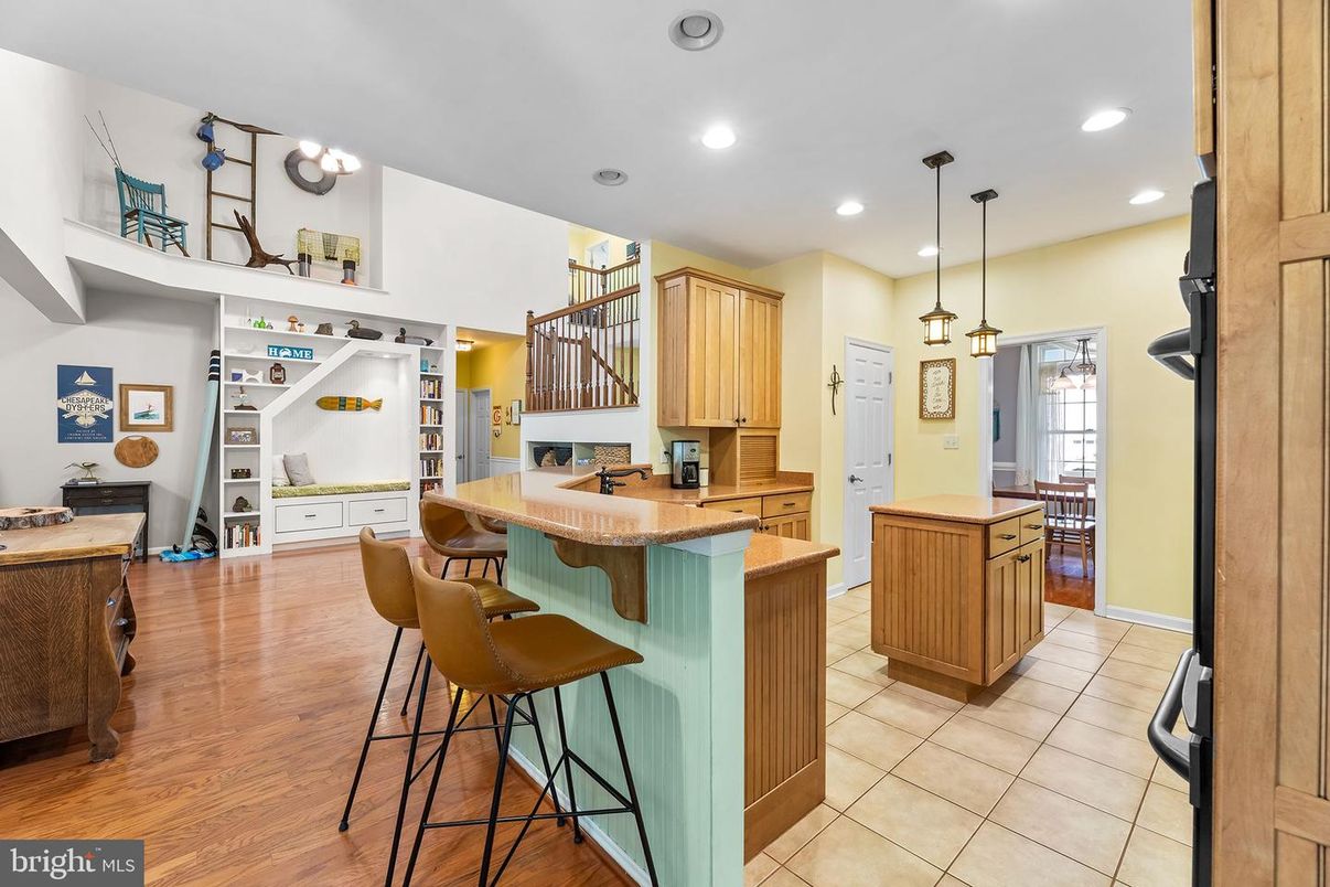 Interior, Kitchen, Pendant Lights, Recessed Lighting, Wood Texture Flooring