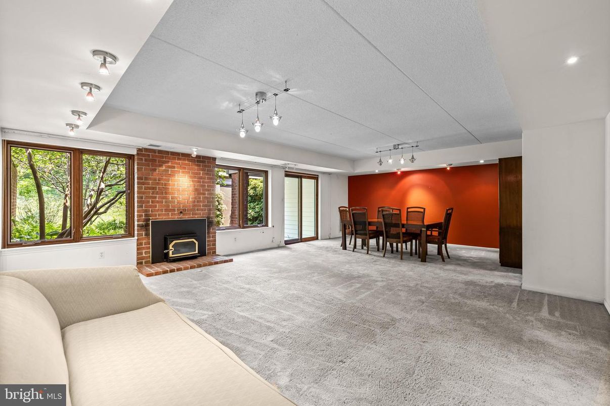 Dining room, Fireplace, Interior, Recessed Lighting, Stone Walls