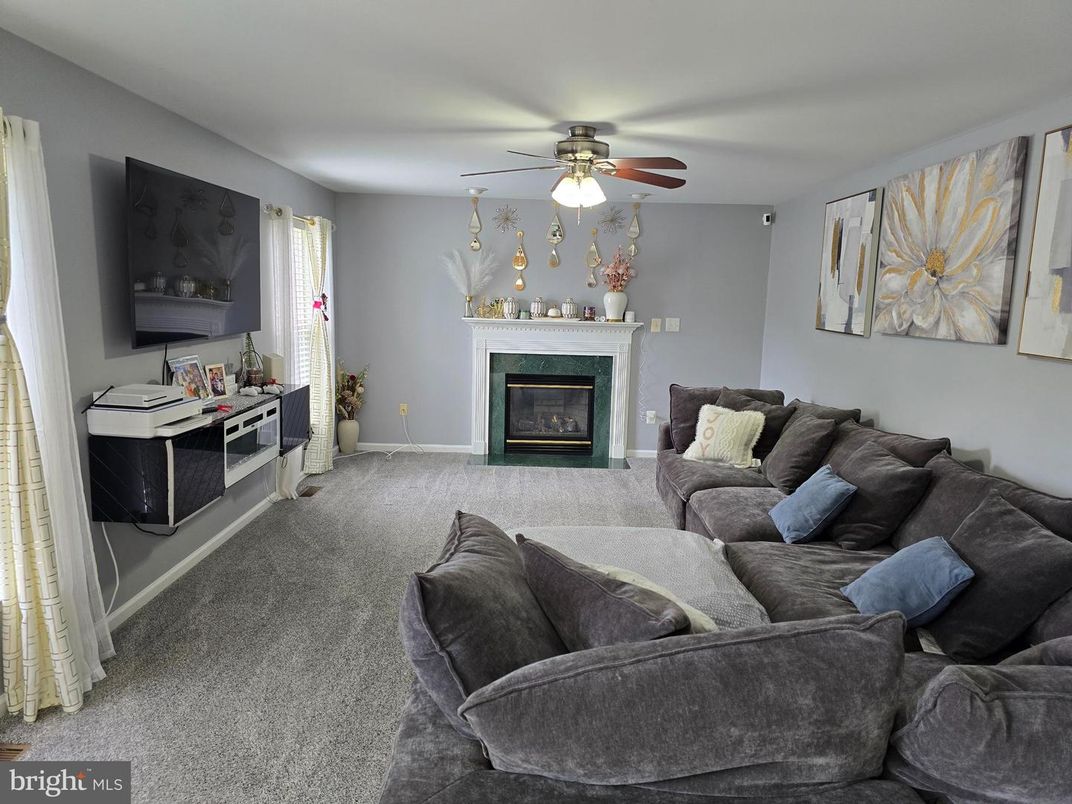 Fireplace, Interior, Living room