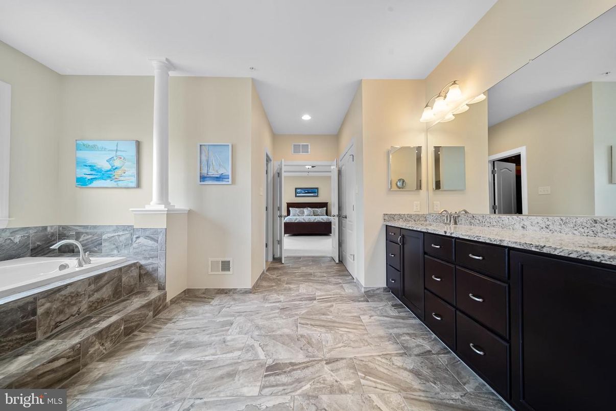 Bathroom, Dual Sink Vanities, Interior, Marble, Recessed Lighting