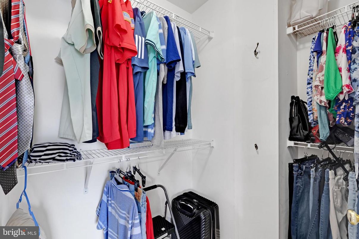 Interior, Walk-in Closets