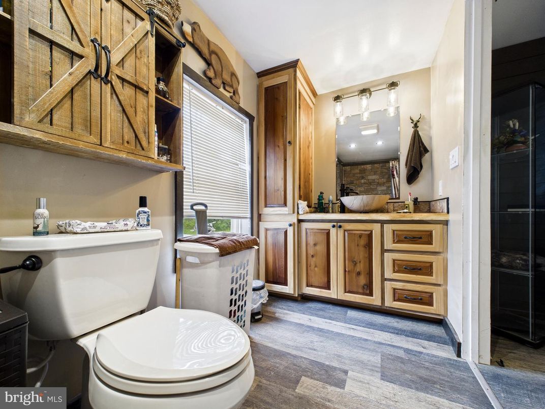 Bathroom, Interior, Recessed Lighting, Wood Texture Flooring