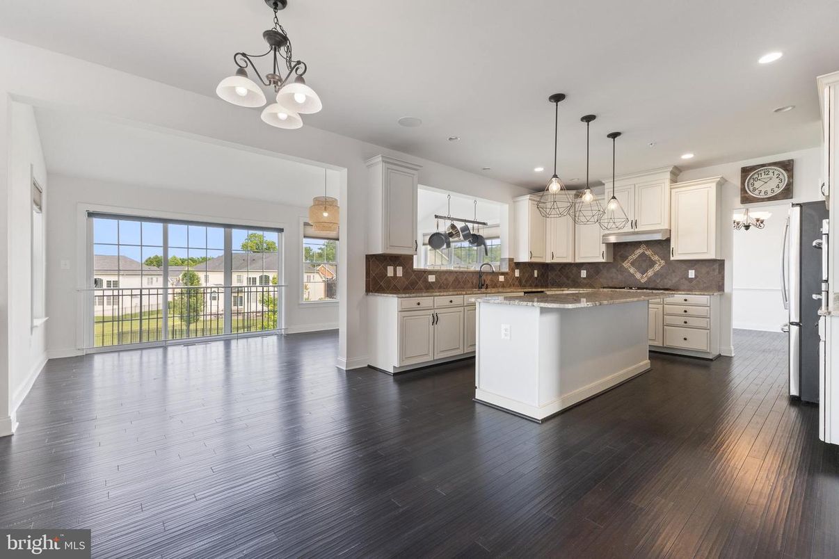 Interior, Kitchen, Pendant Lights, Recessed Lighting, Wood Texture Flooring