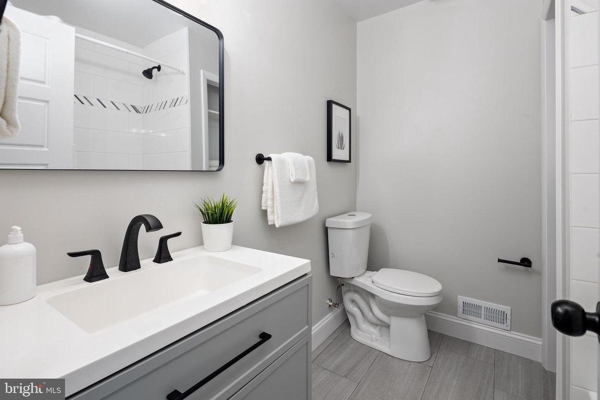 Bathroom, Interior, Wood Texture Flooring