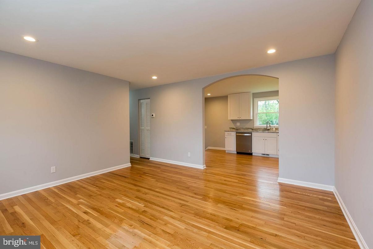 Empty room, Interior, Kitchen, Recessed Lighting, Wood Texture Flooring
