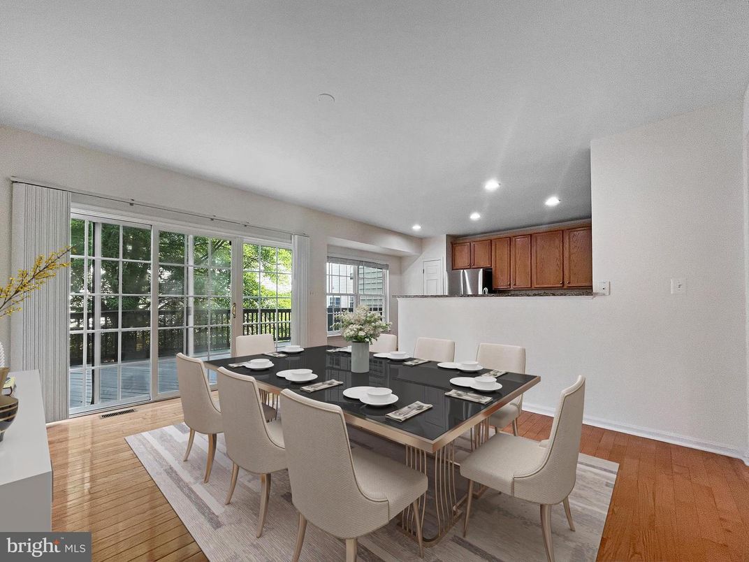 Dining room, Interior, Kitchen, Recessed Lighting, Stainless Steel Appliances, Wood Texture Flooring