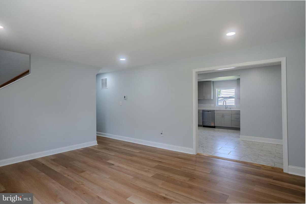 Empty room, Interior, Kitchen, Recessed Lighting, Wood Texture Flooring