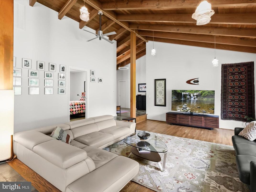 Interior, Living room, Pendant Lights, Wooden Beams, Wooden Ceilings, Wood Texture Flooring