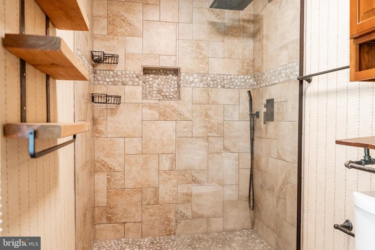 Bathroom, Interior, Stone Walls