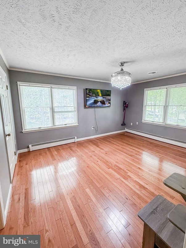 Chandelier, Empty room, Interior, Wood Texture Flooring