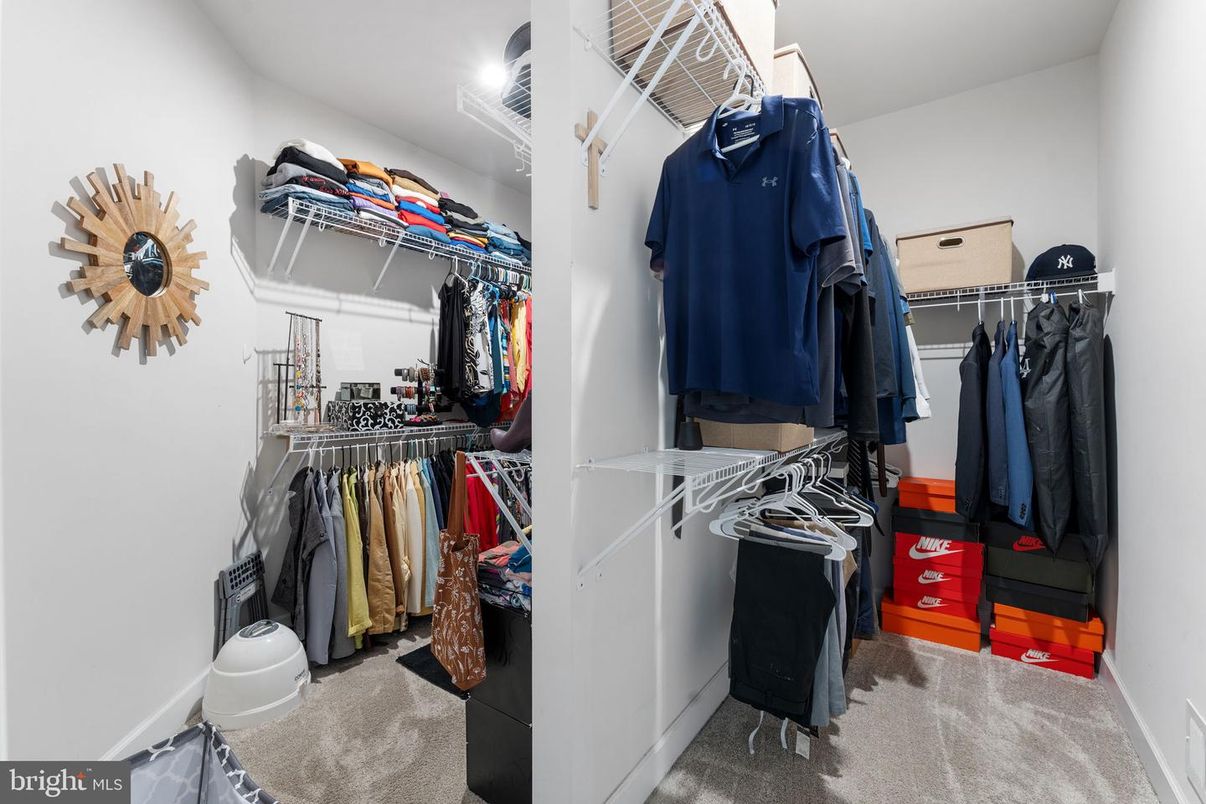 Interior, Recessed Lighting, Walk-in Closets