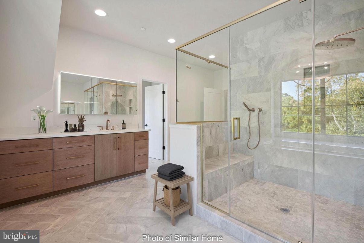 Bathroom, Dual Sink Vanities, Glass Shower, Interior, Recessed Lighting