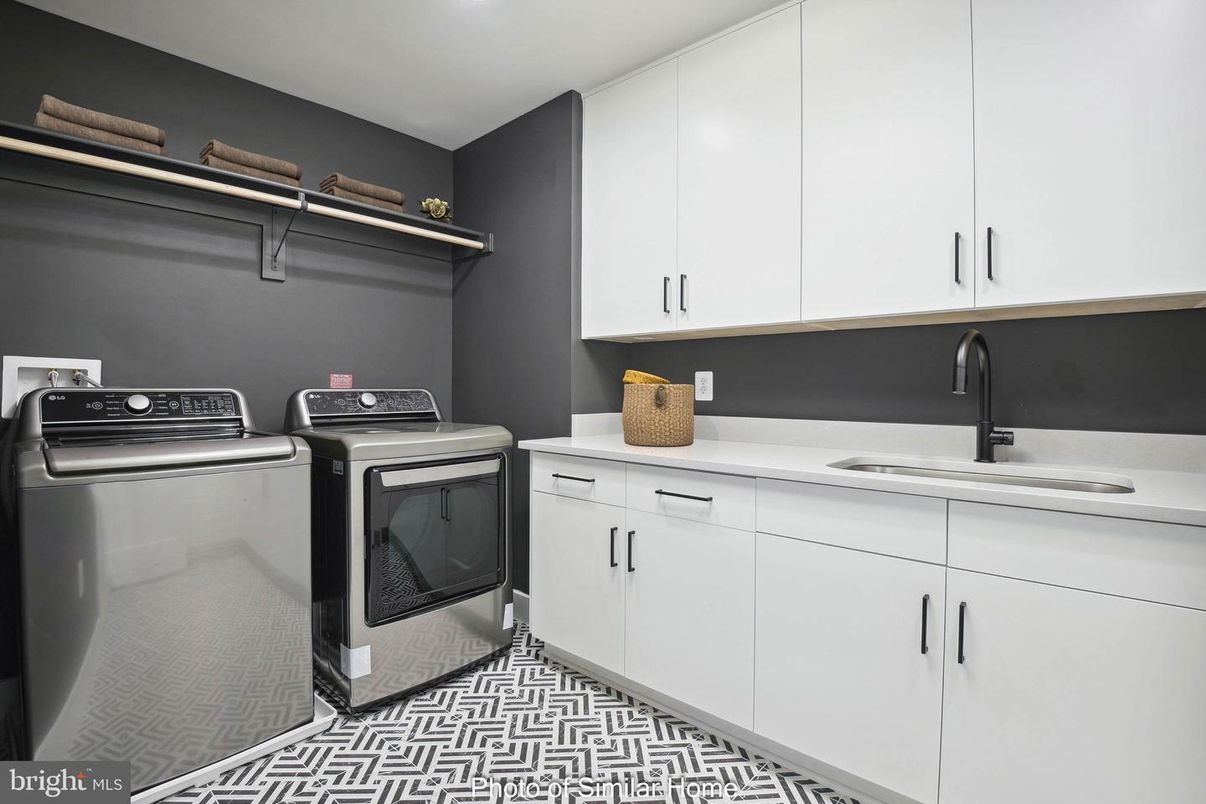 Interior, Recessed Lighting, Washer