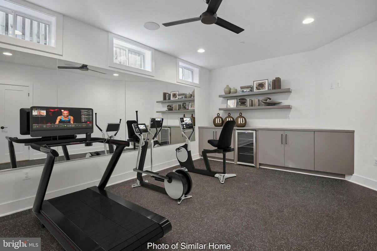Fitness Equipment, Interior, Recessed Lighting
