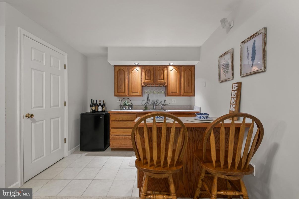 Dining room, Interior, Kitchen, Recessed Lighting