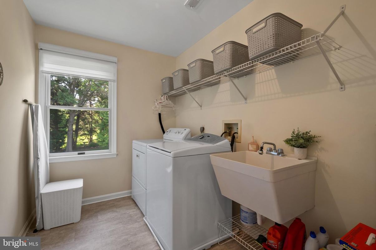Interior, Washer
