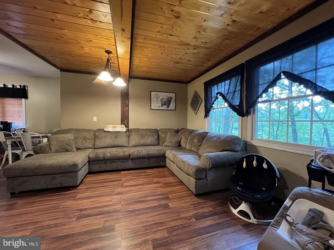 Dining room, Interior, Living room, Pendant Lights, Wooden Ceilings, Wood Texture Flooring