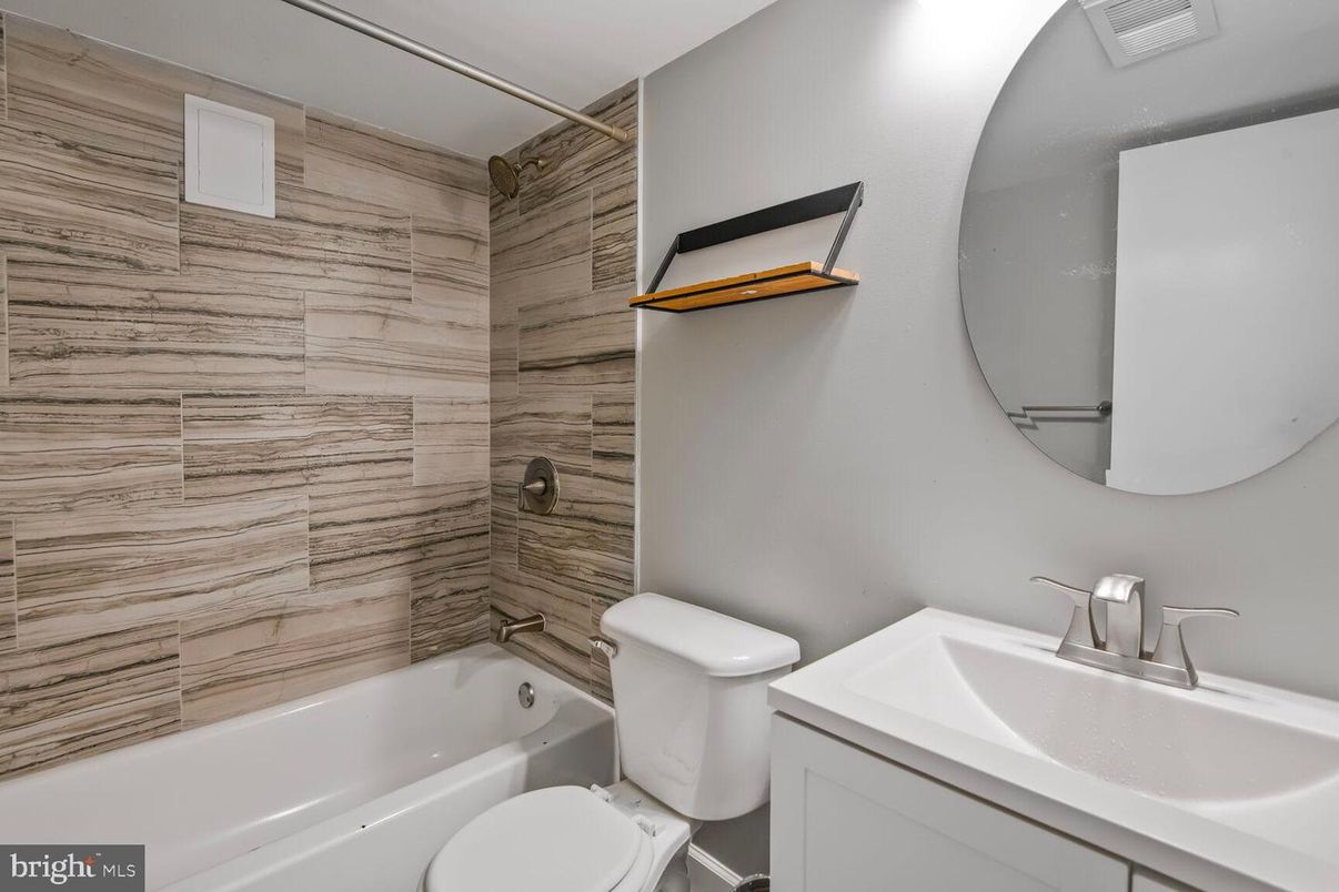 Bathroom, Interior