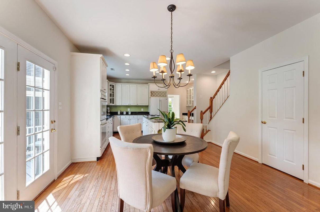 Chandelier, Dining room, Interior, Kitchen, Recessed Lighting, Wood Texture Flooring