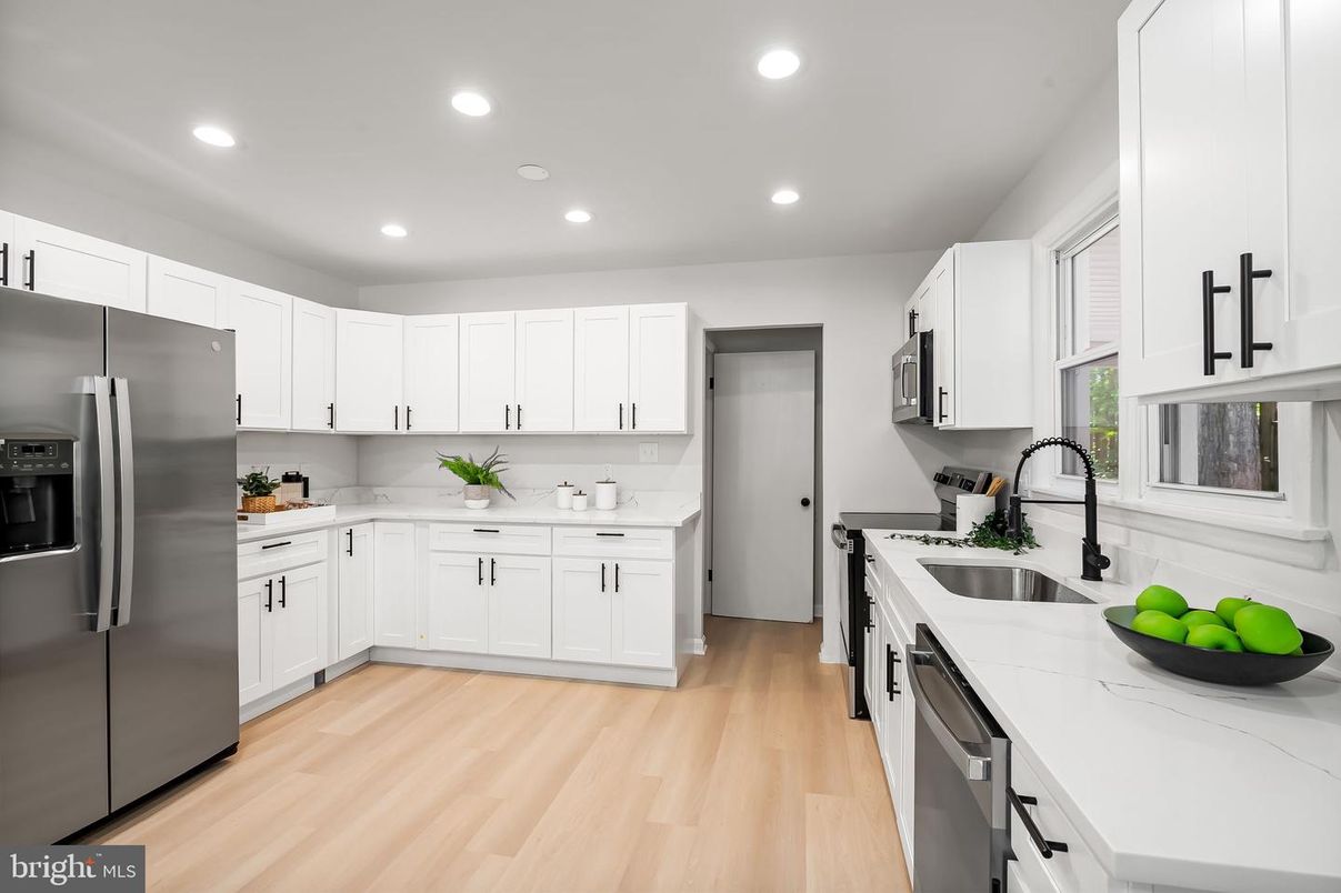 Interior, Kitchen, Recessed Lighting, Stainless Steel Appliances, Wood Texture Flooring