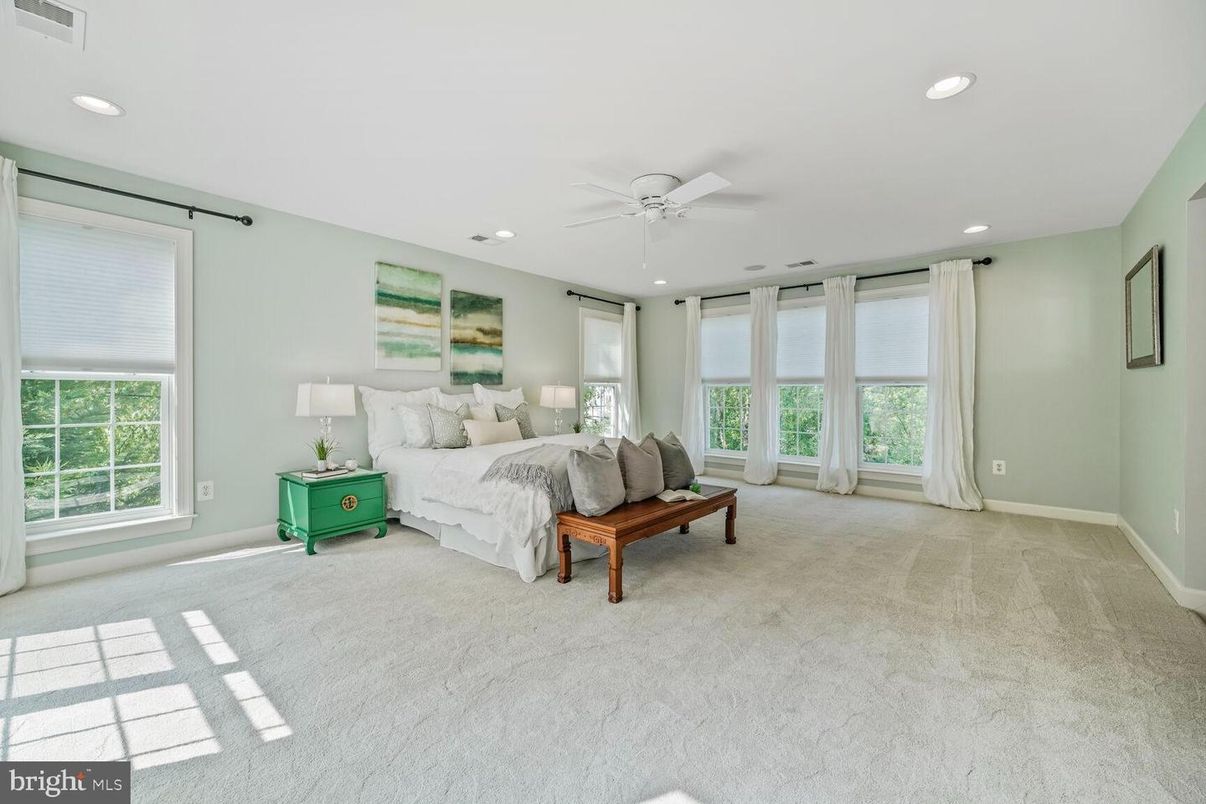 Bedroom, Interior, Recessed Lighting