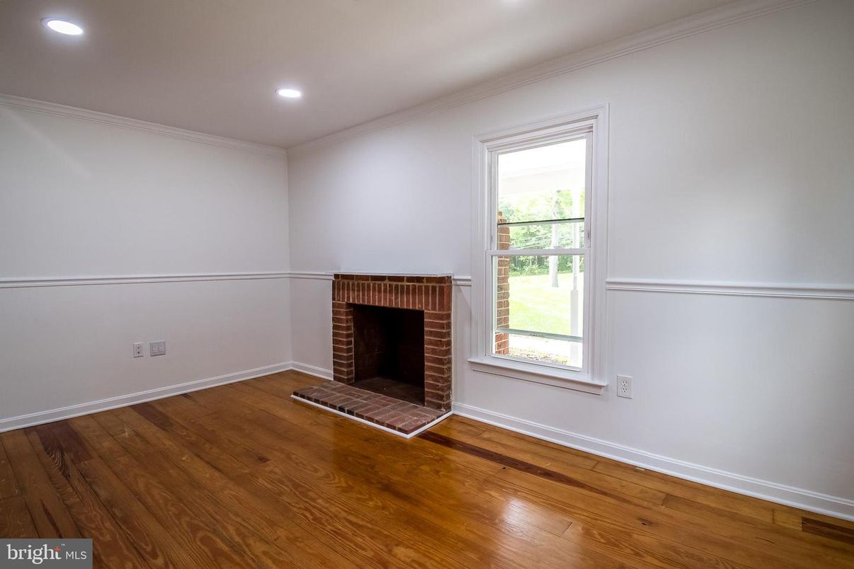 Empty room, Fireplace, Interior, Recessed Lighting, Wood Texture Flooring