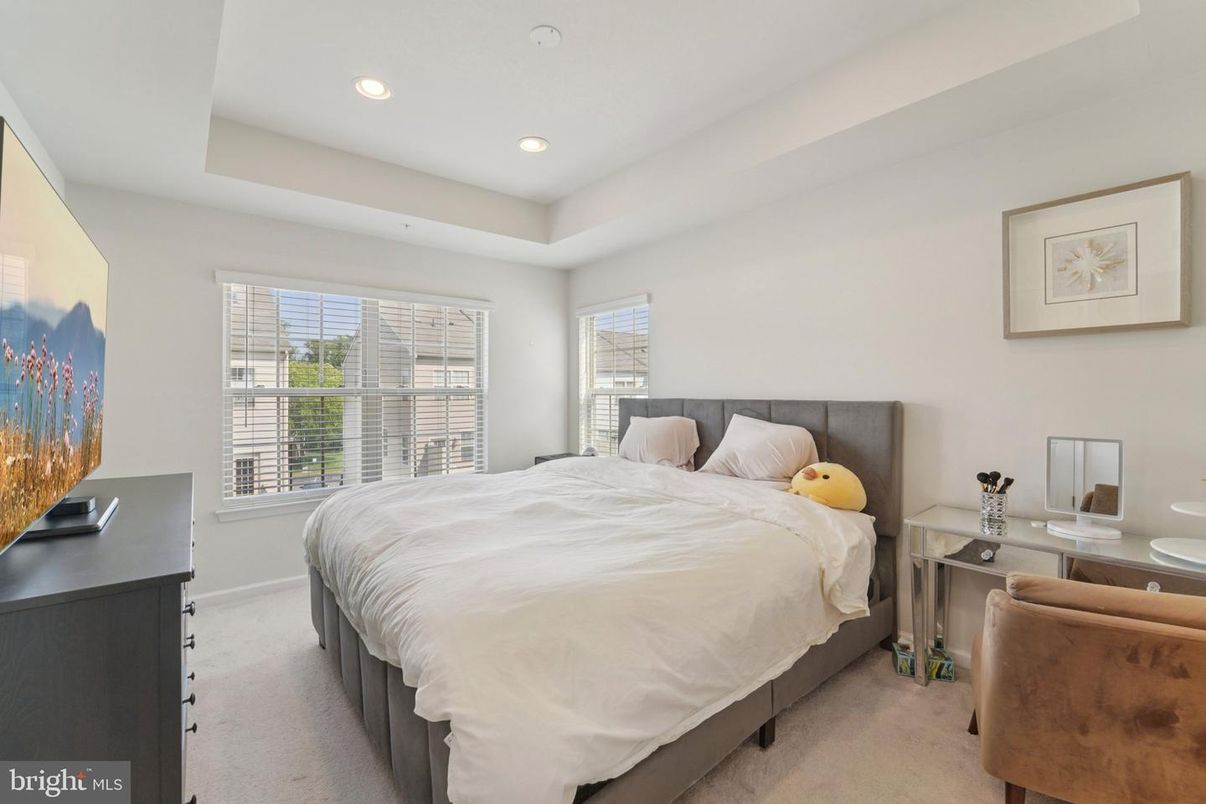 Bedroom, Interior, Recessed Lighting