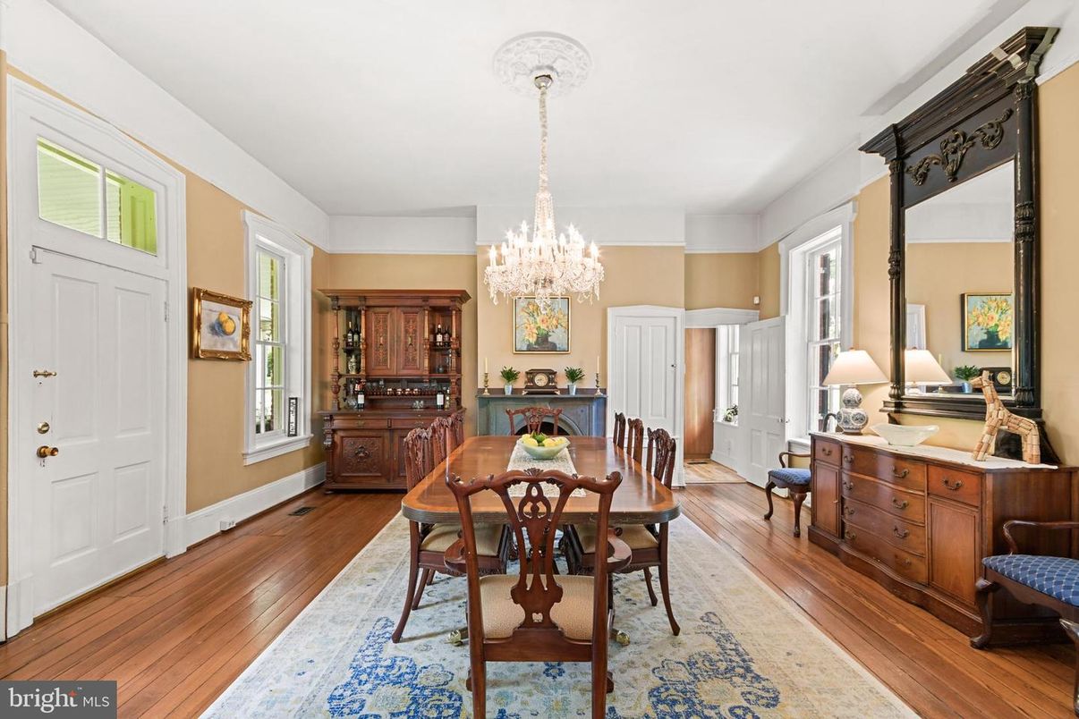 Chandelier, Dining room, Interior, Wood Texture Flooring
