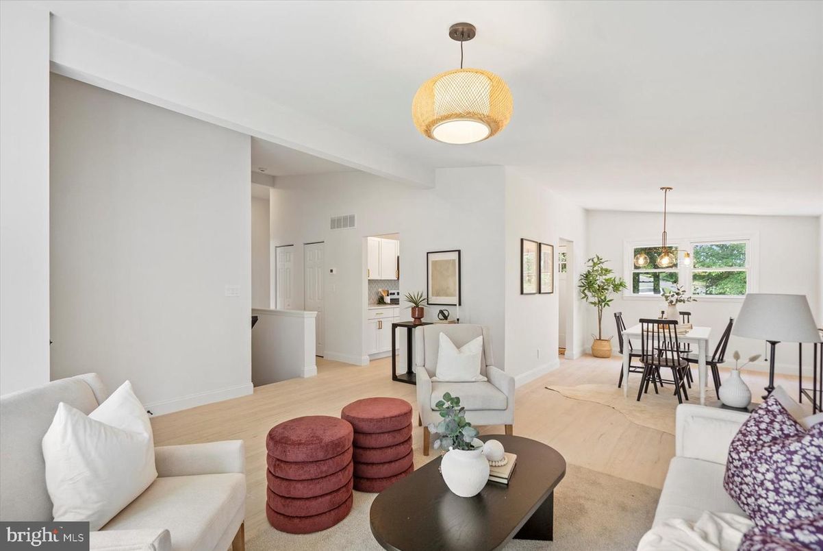 Dining room, Interior, Living room, Pendant Lights, Wood Texture Flooring