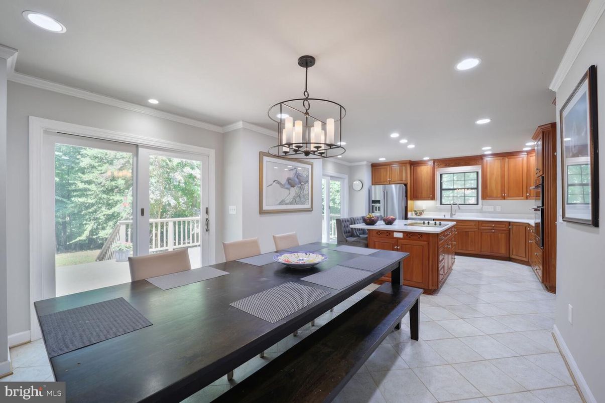 Dining room, Interior, Kitchen, Pendant Lights, Recessed Lighting