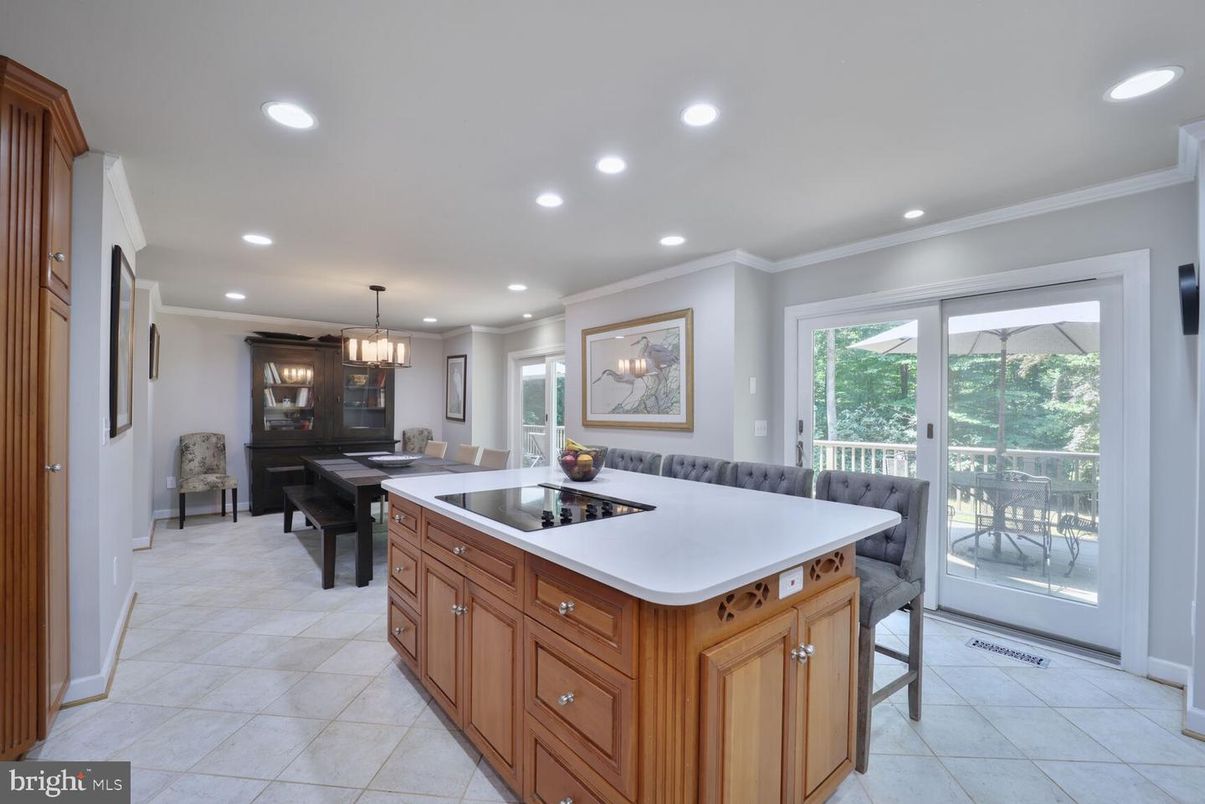 Dining room, Interior, Kitchen, Pendant Lights, Recessed Lighting