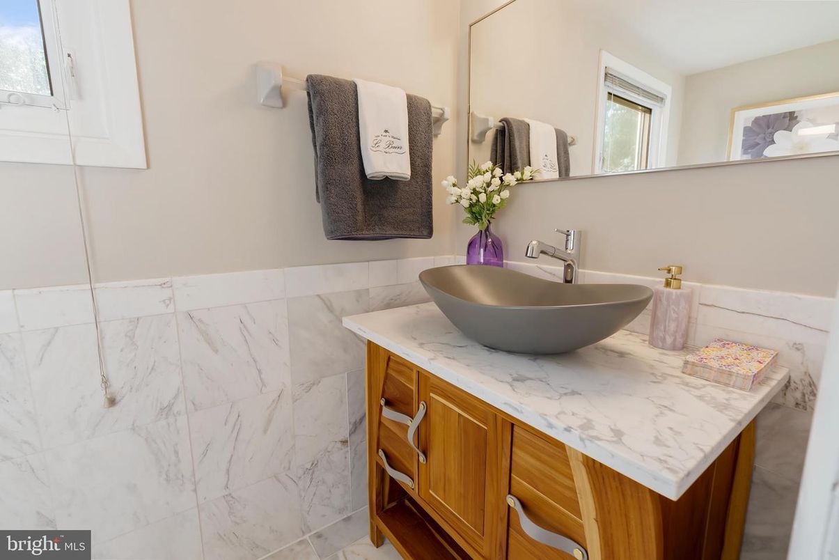 Bathroom, Interior, Marble, Marble Walls