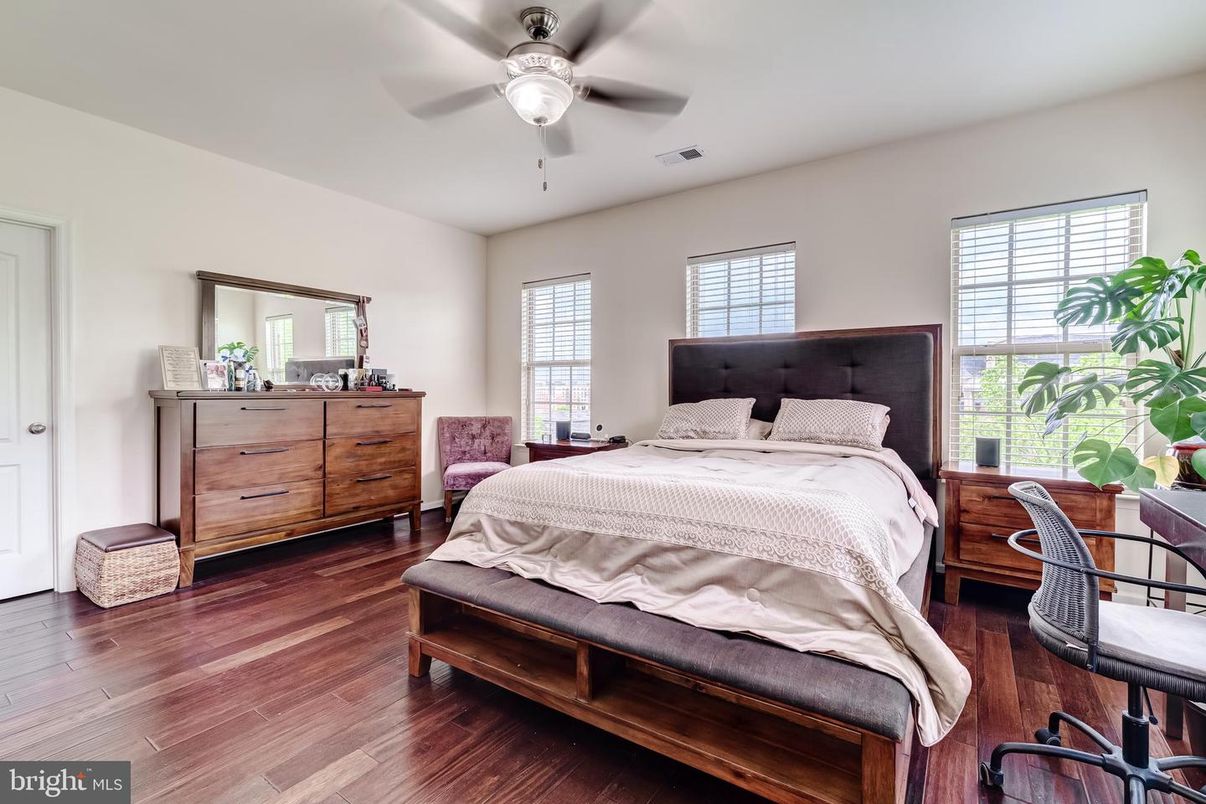 Bedroom, Interior, Wood Texture Flooring
