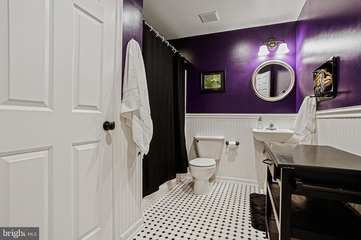 Bathroom, Interior