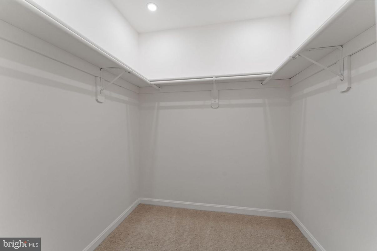 Interior, Recessed Lighting, Walk-in Closets