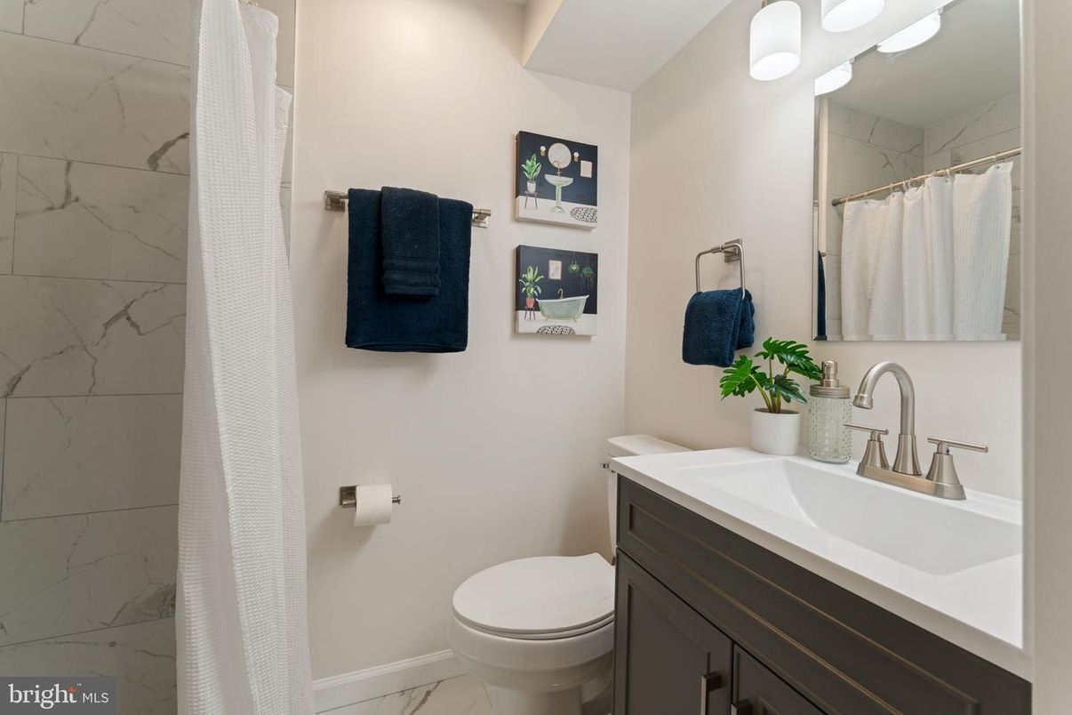 Bathroom, Interior, Marble, Marble Walls