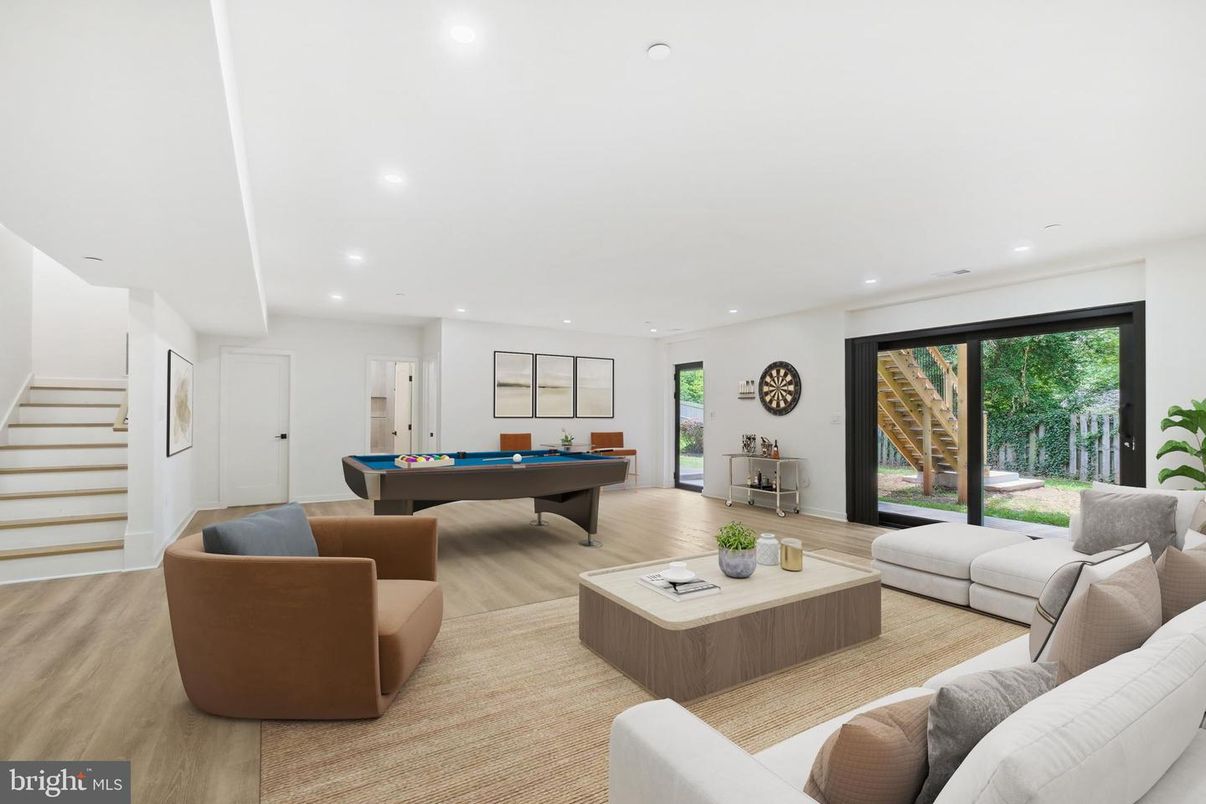Billiard Table, Game Room, Interior, Living room, Recessed Lighting, Wood Texture Flooring