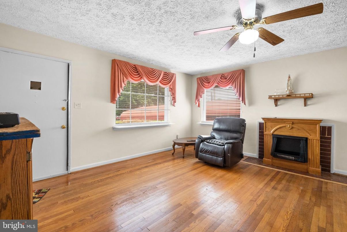 Fireplace, Interior, Wood Texture Flooring