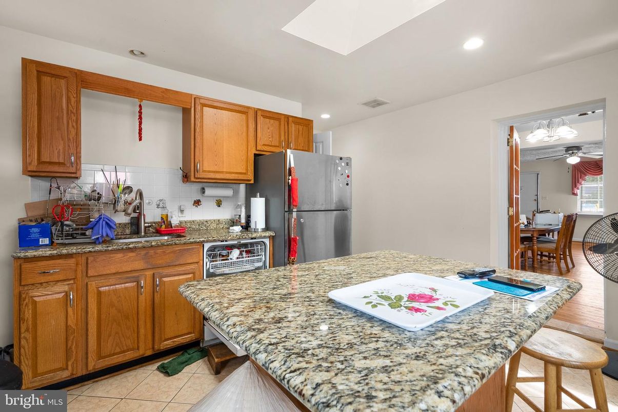 Dining room, Interior, Kitchen, Recessed Lighting