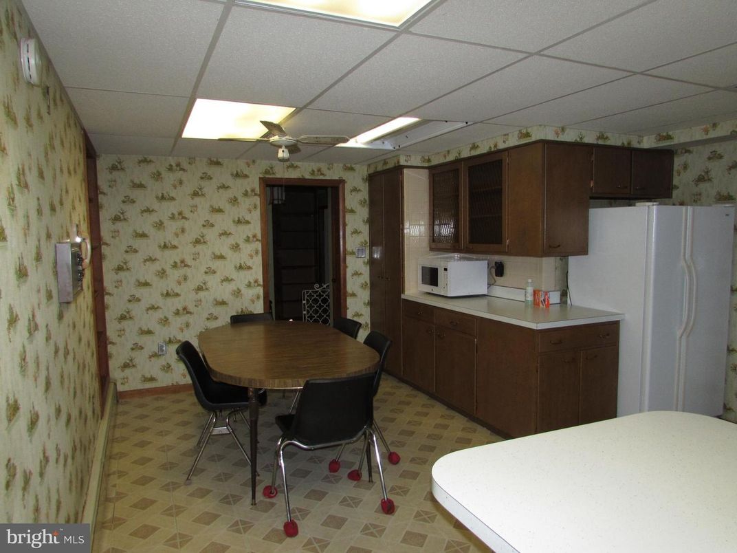 Dining room, Interior, Kitchen, Recessed Lighting