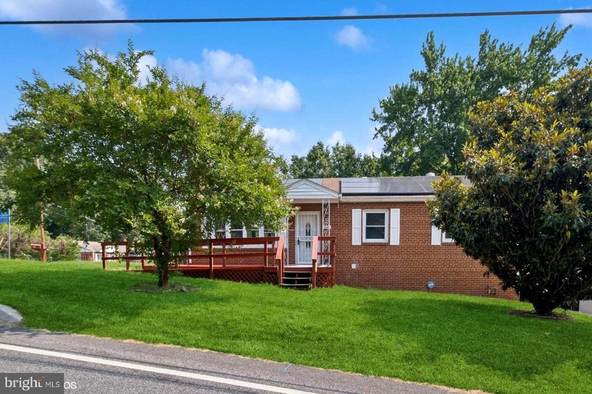 Backyard, Exterior, Solar Panels