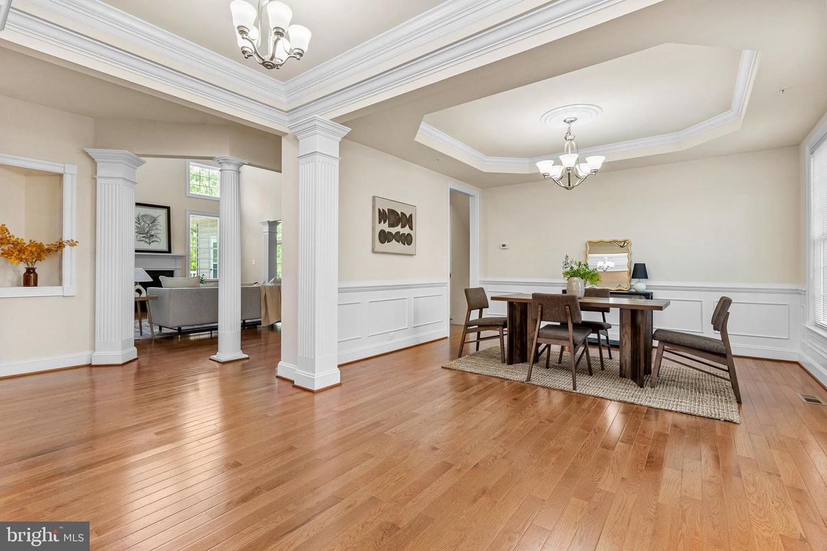 Chandelier, Dining room, Interior, Wood Texture Flooring