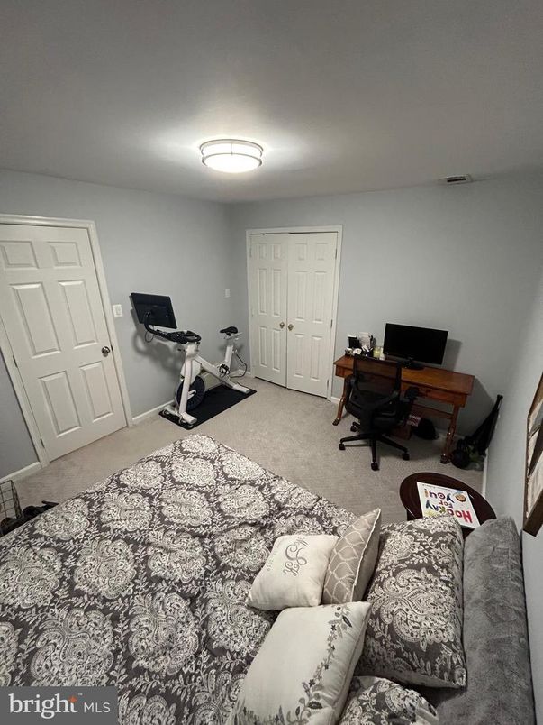 Bedroom, Fitness Equipment, Interior