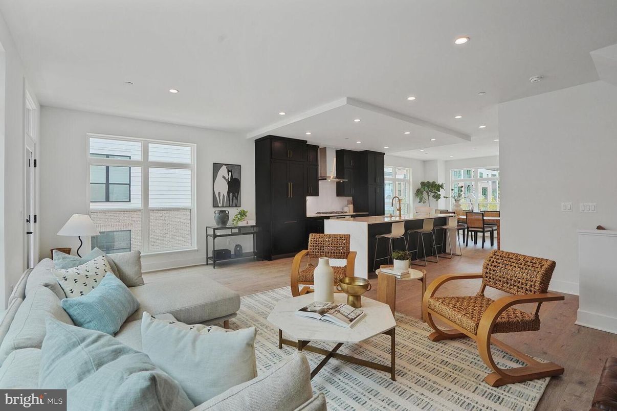 Dining room, Interior, Kitchen, Living room, Recessed Lighting, Wood Texture Flooring
