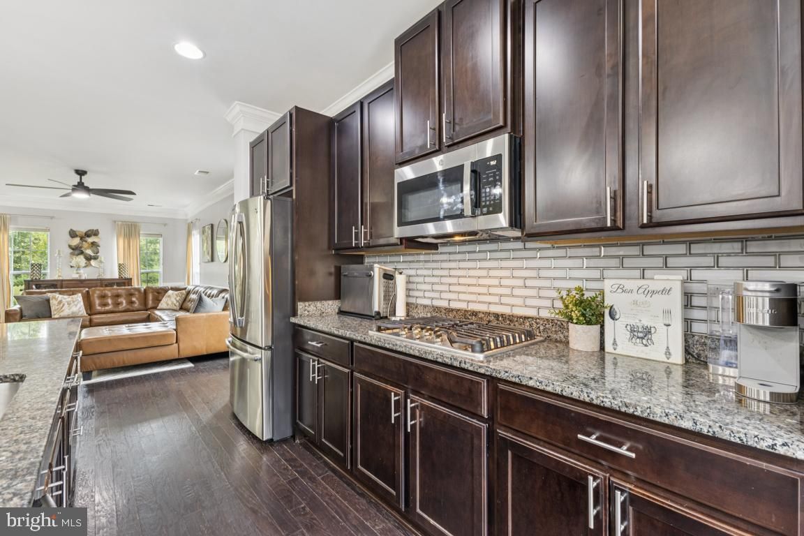 Interior, Kitchen, Living room, Recessed Lighting, Stainless Steel Appliances, Wood Texture Flooring