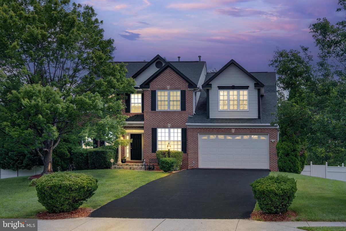Attached, Exterior, Facade, Brick Facade, Brick Traditional