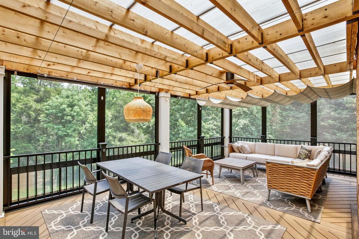 Interior, Living room, Sun Room, Wooden Beams, Wooden Ceilings, Wood Texture Flooring