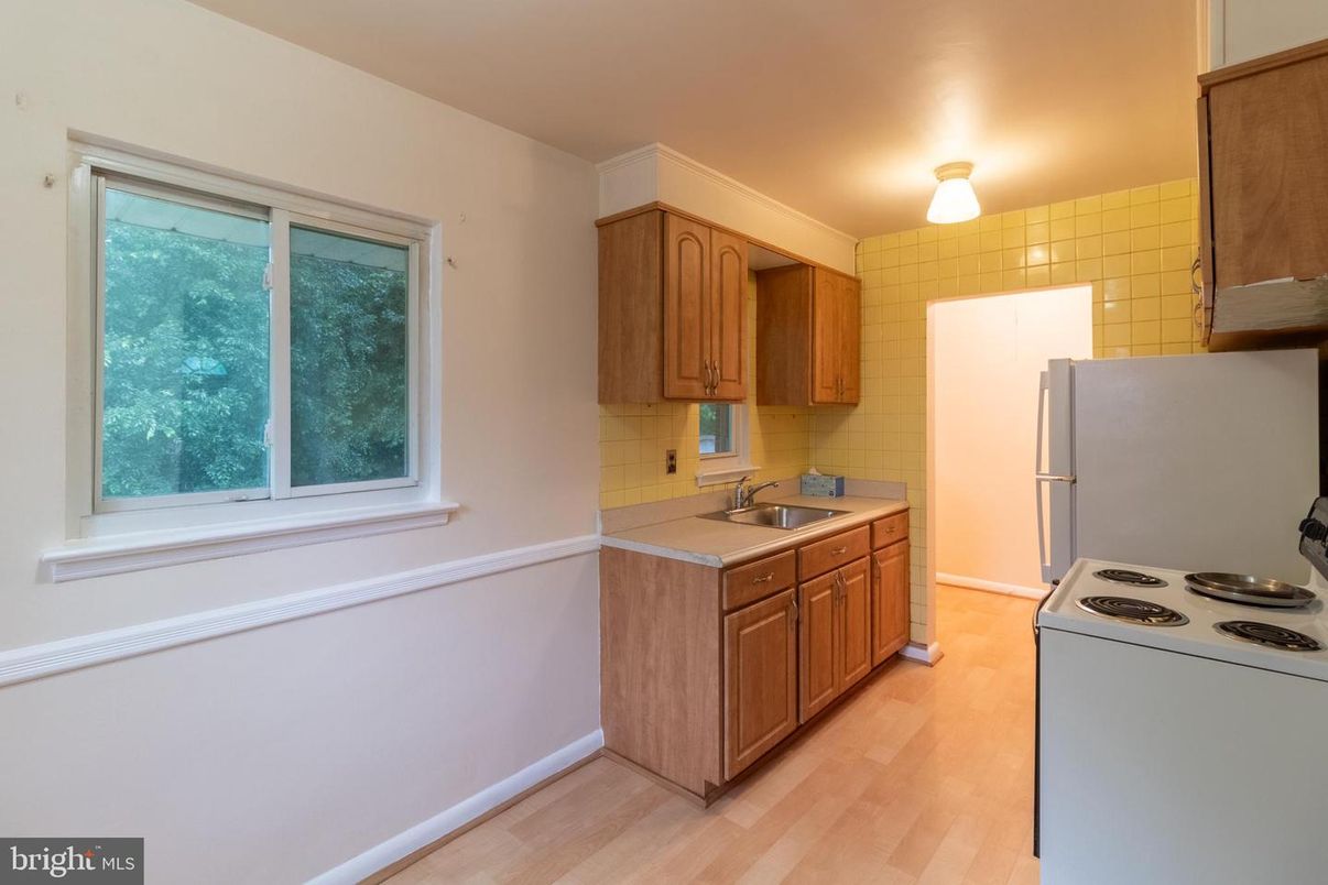 Interior, Kitchen, Wood Texture Flooring