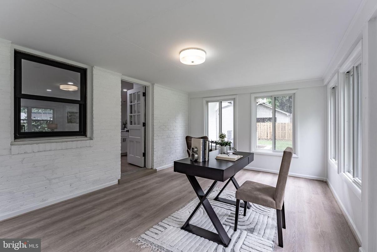 Home Office, Interior, Stone Walls, Wood Texture Flooring