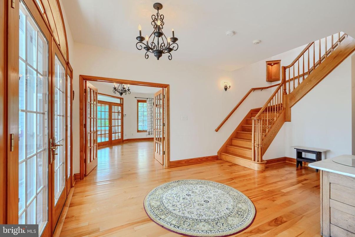 Chandelier, Interior, Wood Texture Flooring
